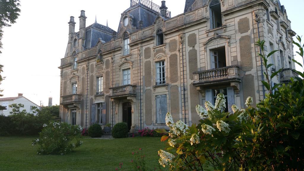 Chambres & Studios Chateau Saint Vincent Bazas Exterior foto